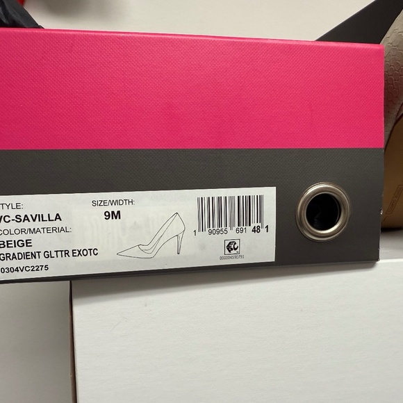 Vince Camuto High Heels Size 9 - Picture 3 of 4